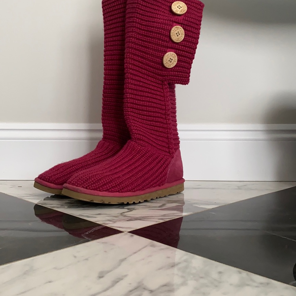 Knit Ugg boots in pink